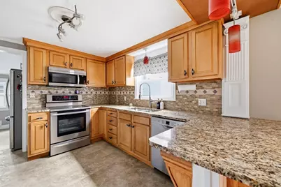 37 Valentine St, Agawam, MA 01001 - Photo 14