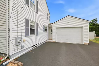 37 Valentine St, Agawam, MA 01001 - Photo 4