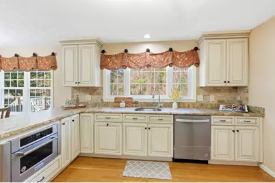 9 Belknap Dr, Andover, MA 01810 - Photo 10