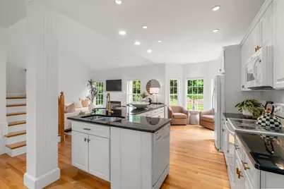 39 Village Cir #39, Milford, MA 01757 - Photo 12