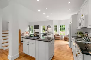 39 Village Cir, Milford, MA 01757 - Photo 12