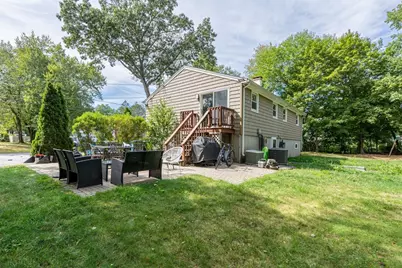 8 Governor Fuller Rd, Billerica, MA 01821 - Photo 6