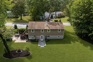 8 Governor Fuller Rd, Billerica, MA 01821 - Photo 30