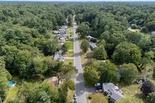8 Governor Fuller Rd, Billerica, MA 01821 - Photo 4
