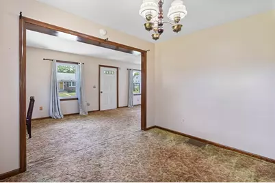 25 Prince Avenue, West Springfield, MA 01089 - Photo 14