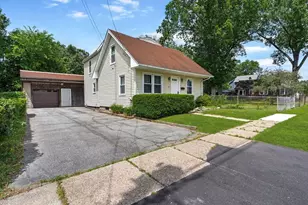 25 Prince Ave, West Springfield, MA 01089 - Photo 1