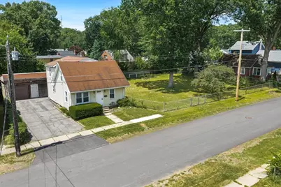 25 Prince Avenue, West Springfield, MA 01089 - Photo 2