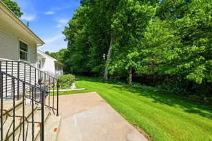 33 Rosewood, Southwick, MA 01077 - Photo 8