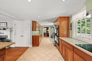 75 Center St, Pembroke, MA 02359 - Photo 4