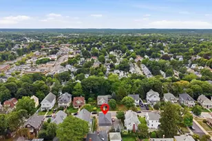 71 Manthorne Rd, Boston, MA 02132 - Photo 2
