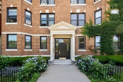 451 Park Dr #2B, Boston, MA 02215 - Photo 2