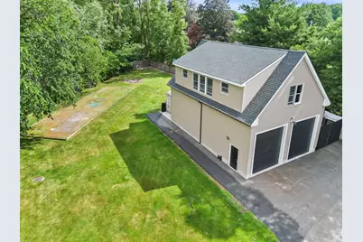 1 Toms Way, Stoneham, MA 02180 - Photo 4
