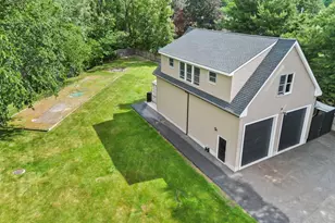 1 Toms Way, Stoneham, MA 02180 - Photo 4