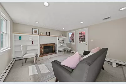 1 Toms Way, Stoneham, MA 02180 - Photo 8
