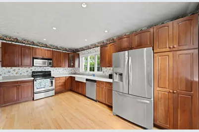 1 Toms Way, Stoneham, MA 02180 - Photo 10