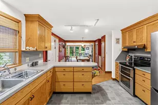 183 Park St, Easthampton, MA 01027 - Photo 22