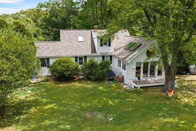 183 Park St, Easthampton, MA 01027 - Photo 4