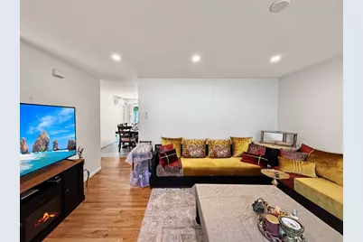 31 Wallace Cir #31, Malden, MA 02148 - Photo 8