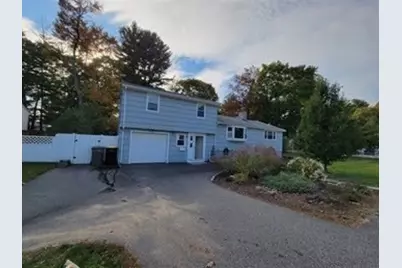 5 Greenleaf Cir, Framingham, MA 01701 - Photo 2