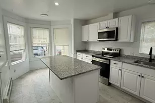 21 Pleasant St, Barnstable, MA 02601 - Photo 2