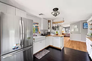 31 Forest Ave, Essex, MA 01929 - Photo 6
