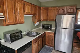 325 Mammoth Rd, Lowell, MA 01854 - Photo 6