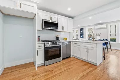 8 Hammatt St, Ipswich, MA 01938 - Photo 6