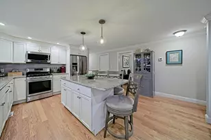 2 Nottingham Dr, Raynham, MA 02767 - Photo 18