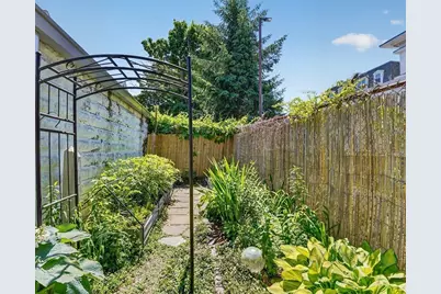 23 Irvington Rd #2, Somerville, MA 02144 - Photo 6