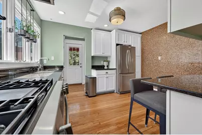 23 Irvington Rd #2, Somerville, MA 02144 - Photo 8