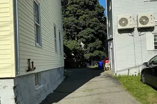 82 West St, Malden, MA 02148 - Photo 4
