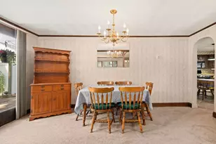 73 Sweetwater St, Saugus, MA 01906 - Photo 6