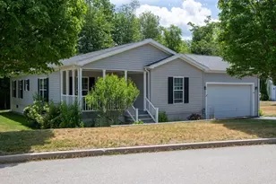 4 Leslie Ct, Rockland, MA 02370 - Photo 2