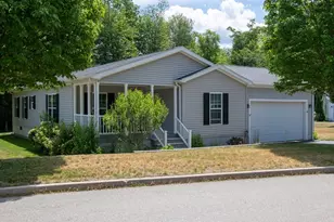 4 Leslie Ct, Rockland, MA 02370 - Photo 2