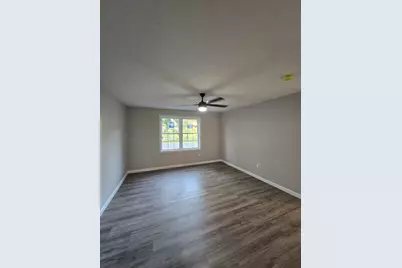 120 High St, Hardwick, MA 01031 - Photo 4
