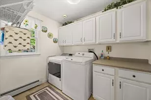 240 Burt St, Taunton, MA 02780 - Photo 20