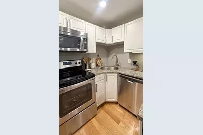 563 Washington St #35, Brookline, MA 02446 - Photo 2