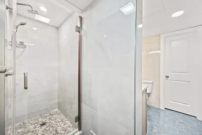 315 Hadley St, South Hadley, MA 01075 - Photo 30