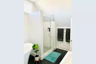 14 Wilson Ave #2, Somerville, MA 02145 - Photo 18