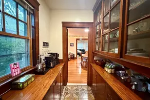 33 Pearl St, Newton, MA 02458 - Photo 8