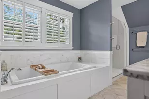 20 Hill Top Rd, Wellesley, MA 02482 - Photo 16