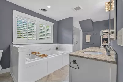 20 Hill Top Rd, Wellesley, MA 02482 - Photo 14