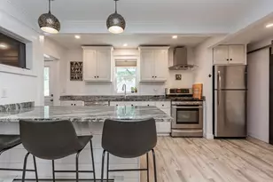 89 West St, Middleborough, MA 02346 - Photo 2