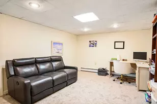 18 Stratford Dr, Dartmouth, MA 02747 - Photo 16