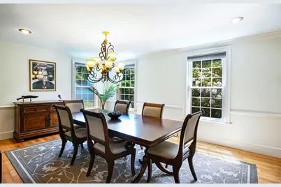 18 Stratford Dr, Dartmouth, MA 02747 - Photo 6