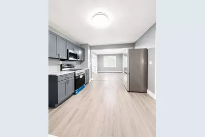 65 Fargo St, Springfield, MA 01119 - Photo 2