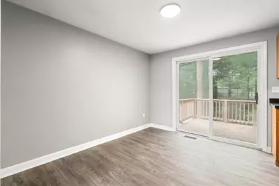 1020 Somerset Avenue #15, Dighton, MA 02764 - Photo 8