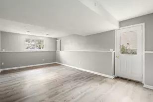 1020 Somerset Ave, Dighton, MA 02764 - Photo 24