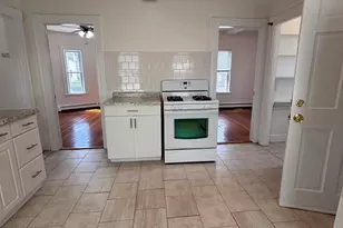 59 Myrtle St, Everett, MA 02149 - Photo 2