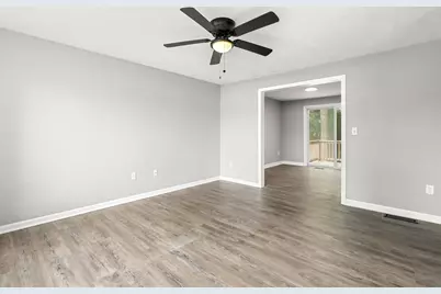 1020 Somerset Avenue #15, Dighton, MA 02764 - Photo 8